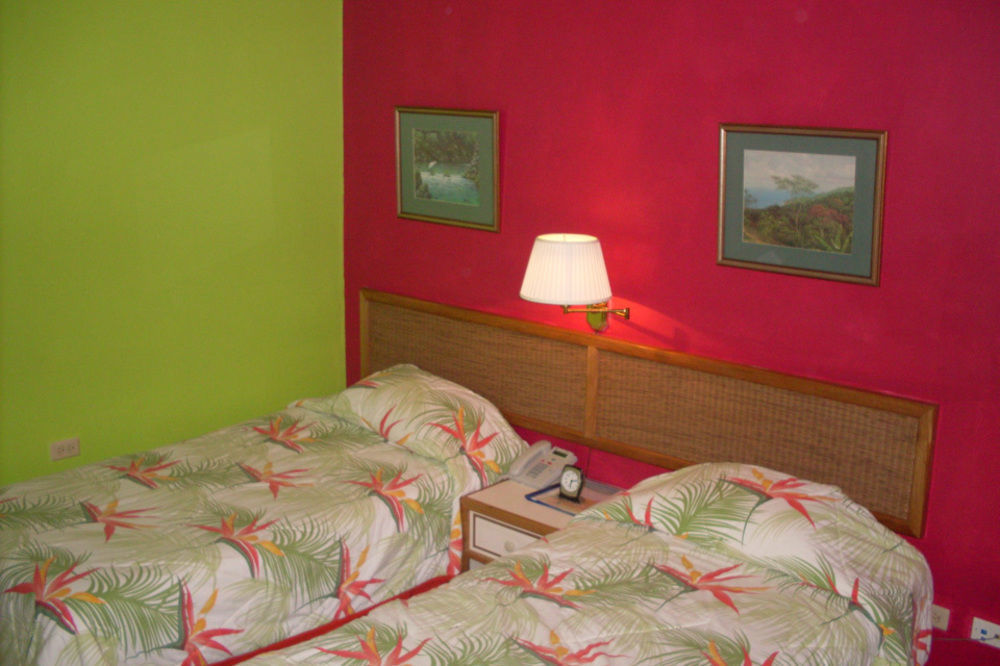 Coral Cove Marina Hotel Chaguaramas 외부 사진