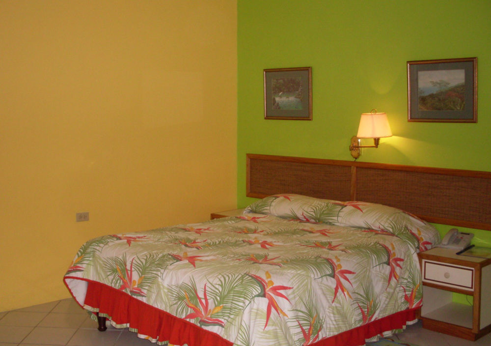 Coral Cove Marina Hotel Chaguaramas 외부 사진